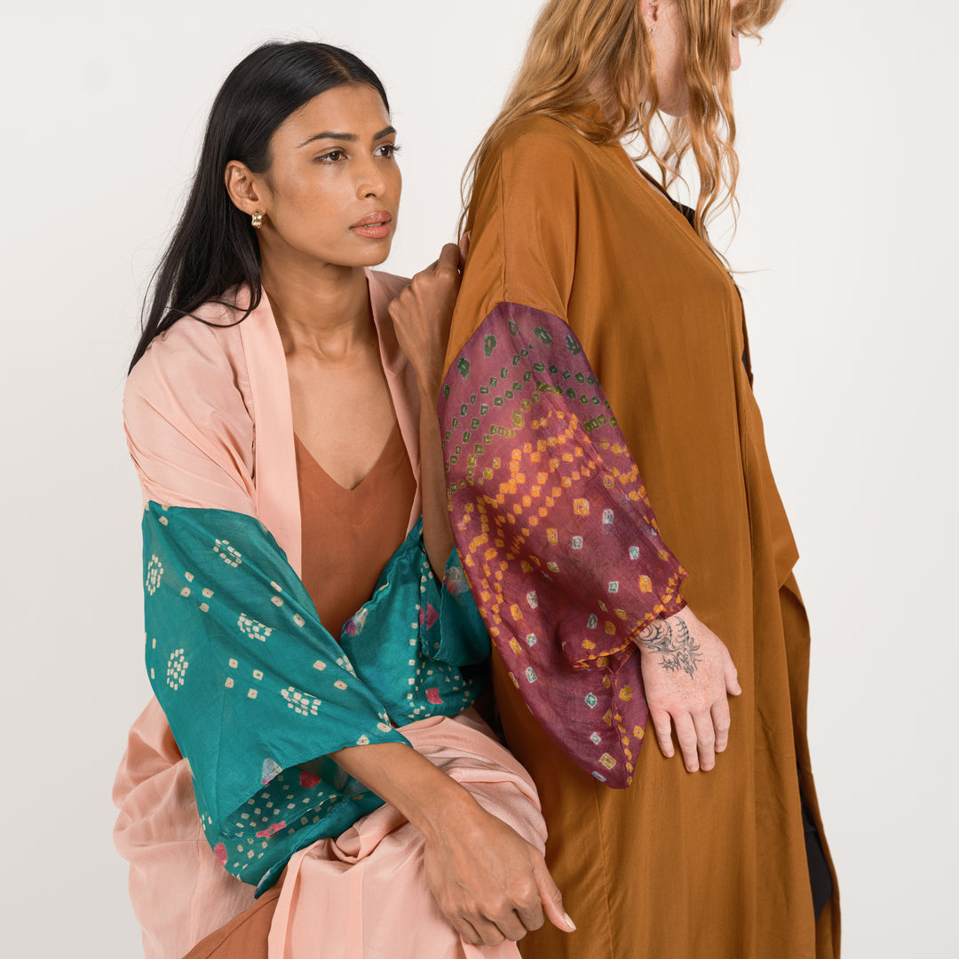 THE LONG SILK BANDAHNI KIMONO Pink and Jade