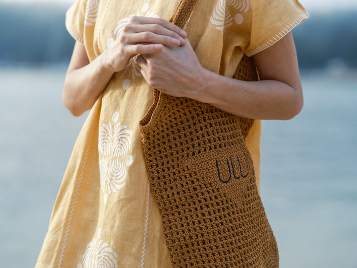 ULU LOUNGE CROCHET BAG - TOBACCO