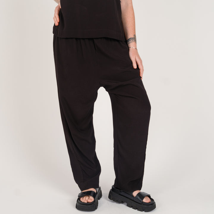 THE RELAXED PANT Black