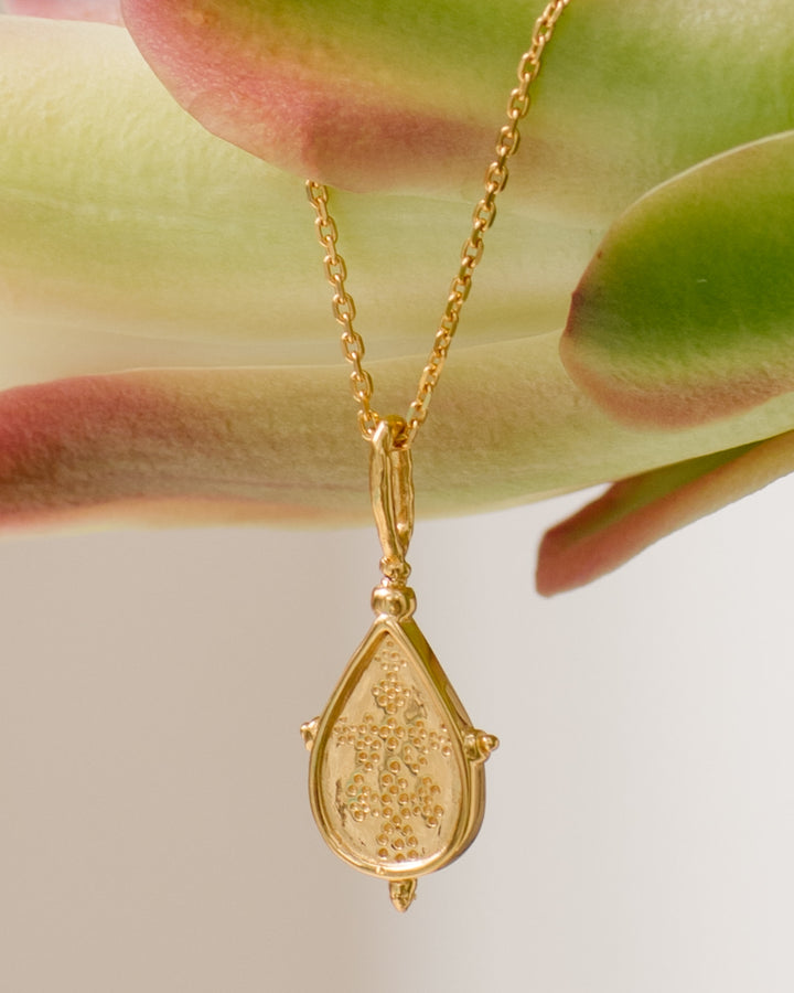 NAHLA Necklace 22k gold plated